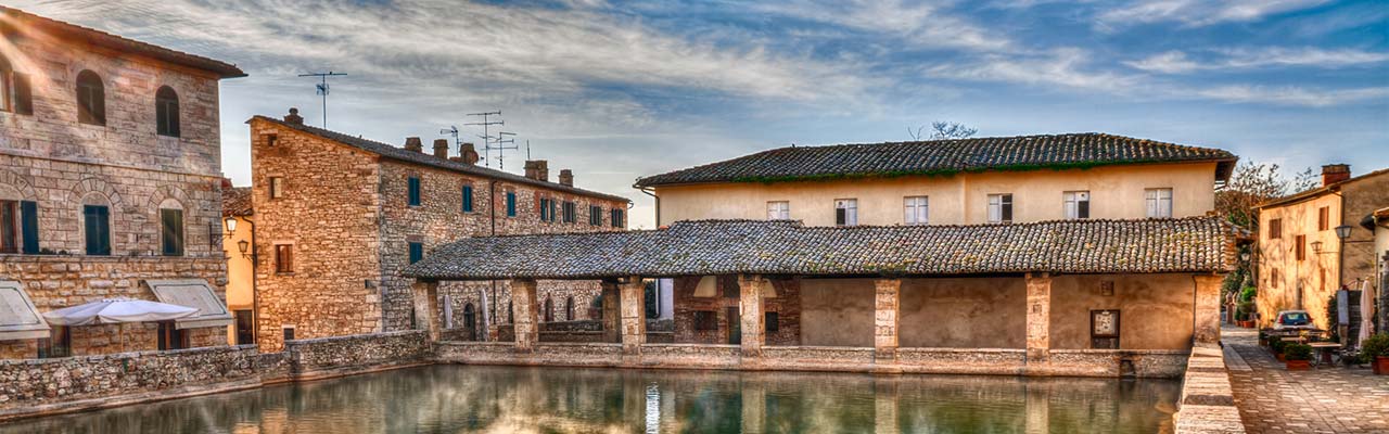 Farmhouses near the thermal baths in Tuscany