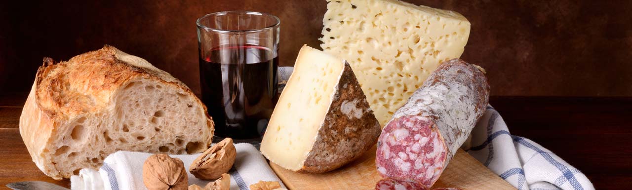 Wine tasting in Farmhouse in Italy