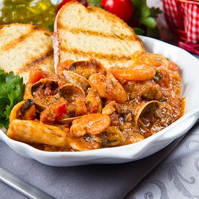 Typical dishes to try during your holiday in Tuscany