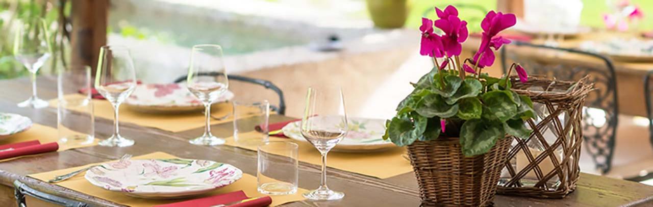 Farmhouse with restaurant in Tuscany