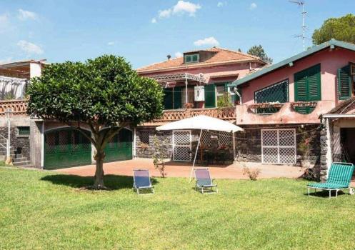 Bed and Breakfast in Acireale near the sea
