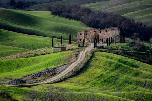 Apartments in a country house in Asciano near Siena
