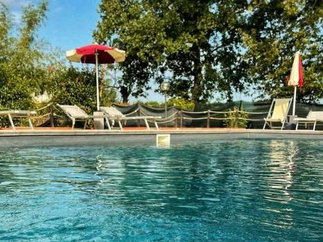 Агротуризм с бассейном в Пьемонте