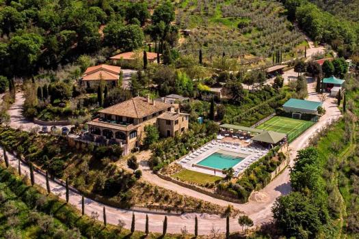 Våningshus med restaurant i Umbria