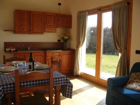 Apartament na farmie z basenem w Caerano San Marco - Bilocale