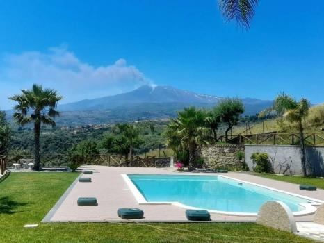 Farmhouse with illuminated swimming pool in Calatabiano, Sicily