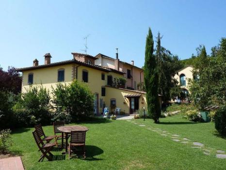 Farmhouse in Tuscany near San Gimignano