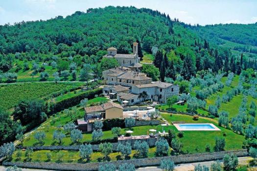 Lägenheter med uteplats i Residence med pool i Chianti