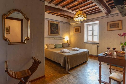 Triple Room: Tripla 2 Alari