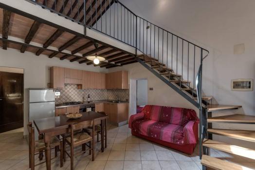 Apartment: Due Archi