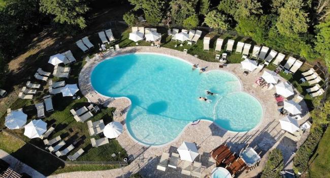 Våningshus med svømmebasseng i Rimini