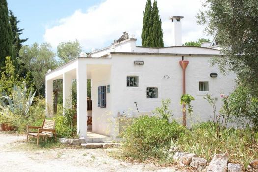 Appartamenti in Agriturismo con piscina vicino Fauglia -  Pervinca
