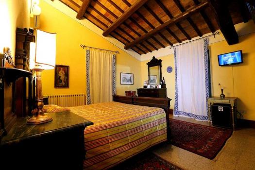 Quarto Duplo: Rebianco