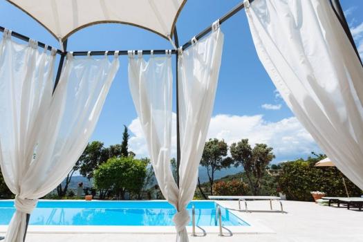 Bed and Breakfast con piscina para familias cerca de Porto Maurizio