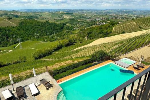 One Room Apartment: Monolocale Familiare