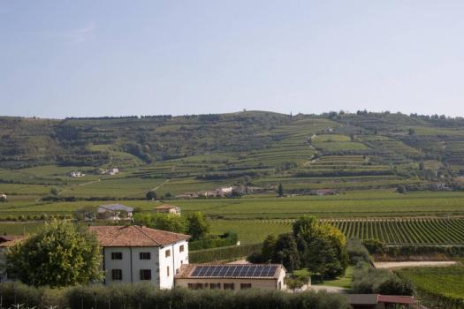Casa rural reformada en Valpolicella cerca de Verona con apartamentos vacacionales