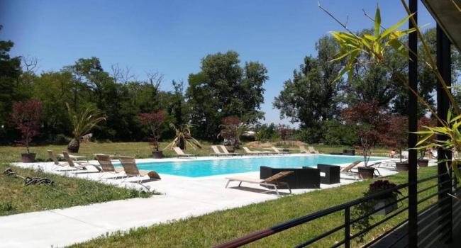 Agriturismo con piscina vicino a Milano