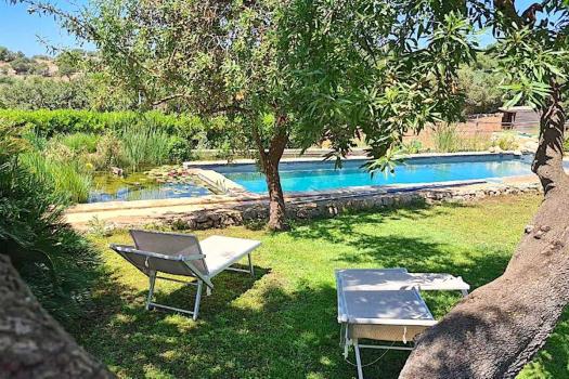 Casa de campo com piscina na Sicília