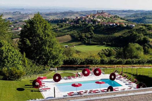 Плавательный бассейн