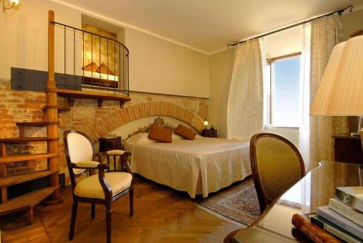 Luxury bed and breakfast description