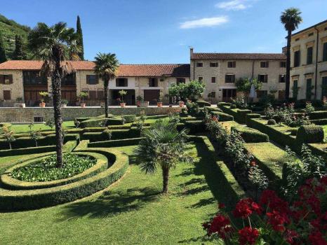 Boerderij met appartementen in Valpolicella