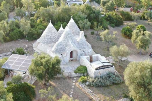 Farma s bazénom v Ostuni