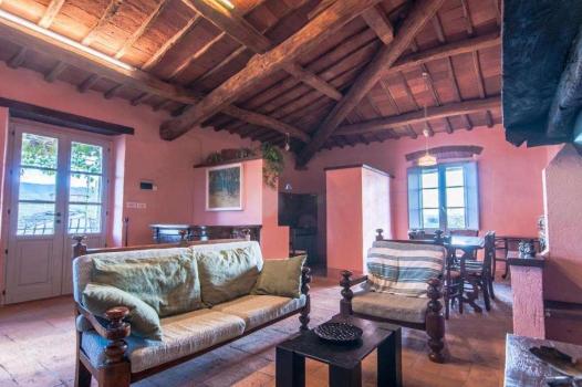 Villa: Casale e Dependance