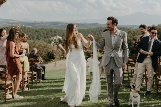 Wedding in farmhouse in Tuscany