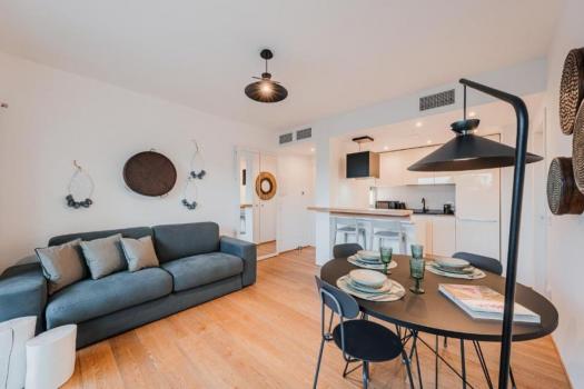 Moderne og funktionelt opholdsområde til ophold på op til 4 personer