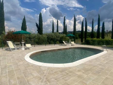 Плавательный бассейн