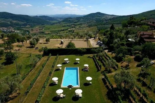 Casa de quinta com piscina em Chianti