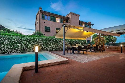 Apartamentos para arrendar com piscina em Siena