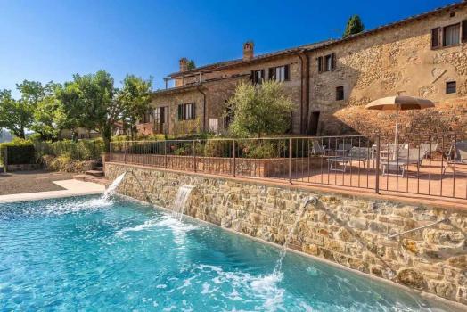 Caly lokal: Tenuta Sovestro