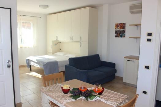 Monolocale con Terrazzo