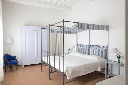 Room Blu