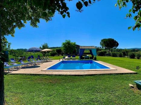 Bauernhaus mit Pool in Umbrien