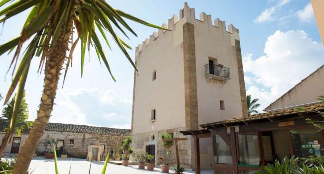 Farmhouse with rooms near Trapani