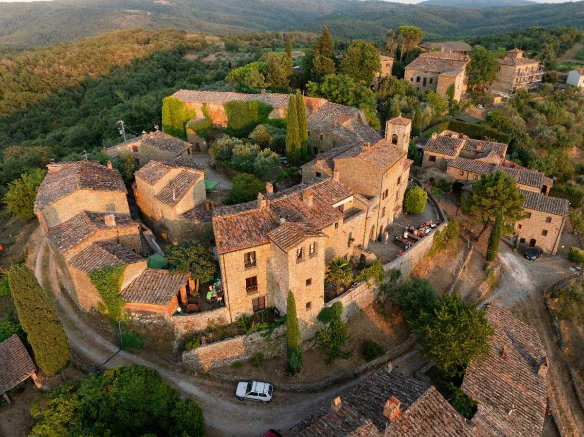 Arezzo Accommodation - Agriturismo Ambra 545 - Accommodation in Arezzo  Tuscany, image size:1200x899