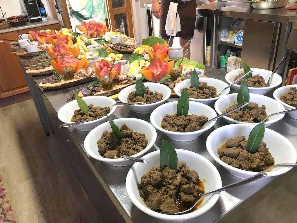 Tuscan cooking classes: Agriturismo near Pisa in Toscana, Pomarance, I  Reucci, image size:1024x768